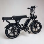 OUXI V8 Zwart van schuin achter