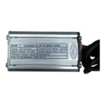 Etiket met specificaties van de V20 Mini controller rode stekker