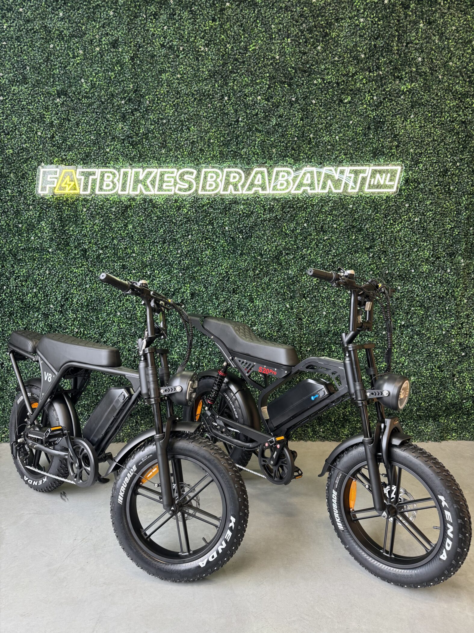 Vergelijking tussen OUXI V8 en QMWHEEL S20 Pro fatbike