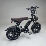 OUXI V8 Ultra Mini fatbike bruin zadel van schuinachteren